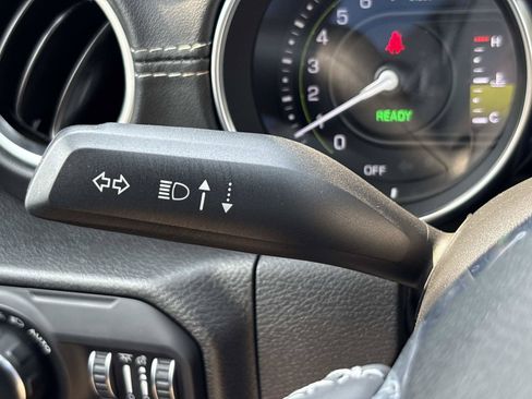 Used 2021 Jeep Wrangler Unlimited Sahara w/ Cold Weather Group AWD/4WD image 20