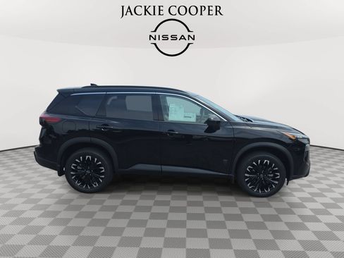 New 2026 Nissan Rogue Dark Armor FWD image 4