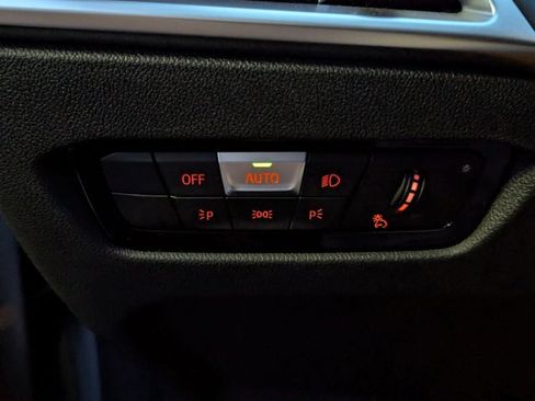 Used 2026 BMW M440i Convertible RWD image 16