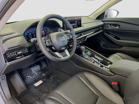 New 2025 Honda Accord Touring image 18