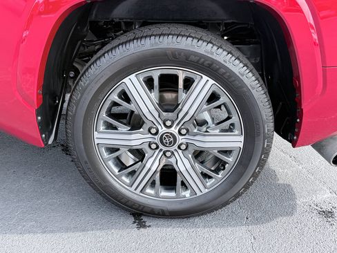 Used 2023 Toyota Tundra Capstone AWD/4WD image 39