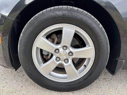 Used 2016 Chevrolet Cruze LT image 30