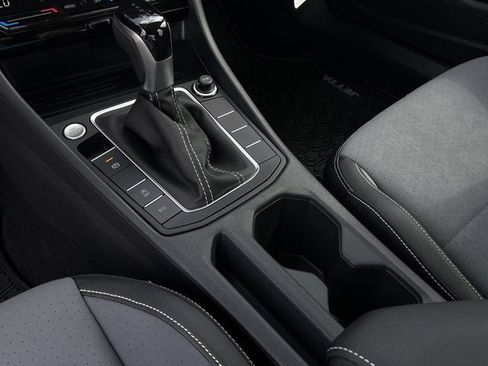 New 2025 Volkswagen Jetta SE image 23