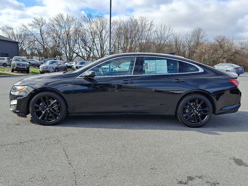 Used 2022 Chevrolet Malibu LT w/ Midnight Edition image 5