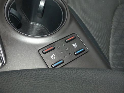 Used 2022 Toyota Camry XSE w/ Navigation Upgrade Package FWD image 40