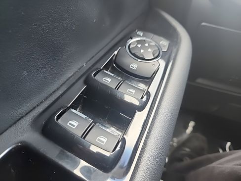 Certified 2020 Ford Edge SEL w/ Cold Weather Package image 15