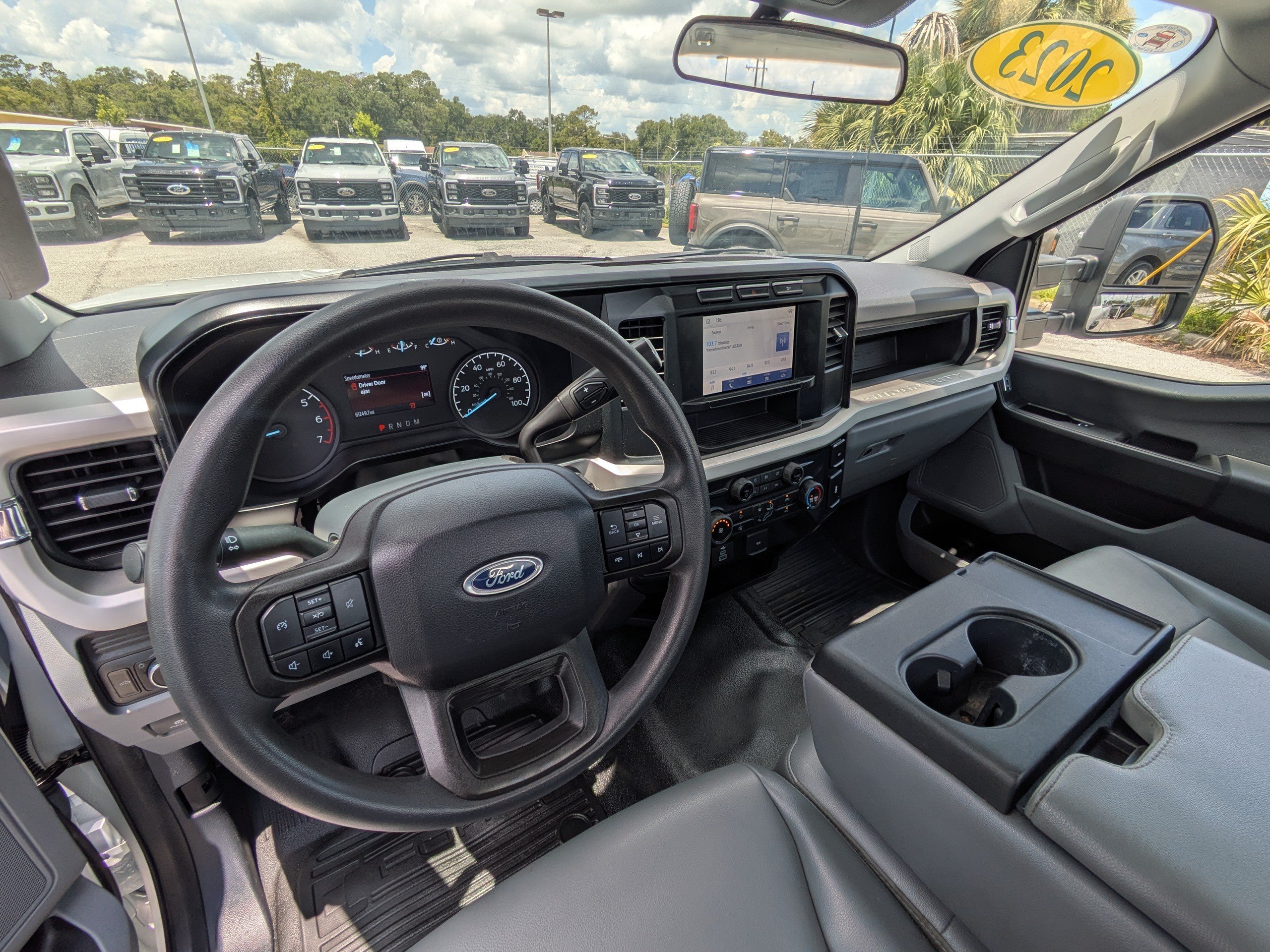 Used 2023 Ford F350 XL RWD image 15