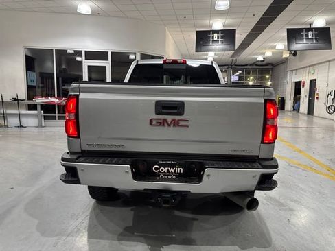 Used 2019 GMC Sierra 3500 Denali w/ Duramax Plus Package AWD/4WD image 5