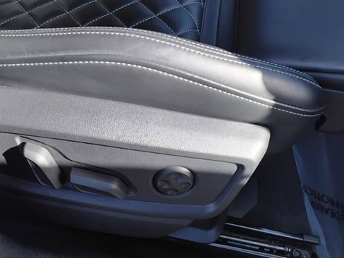 Used 2023 Audi SQ5 Premium Plus w/ Premium Plus Package image 27