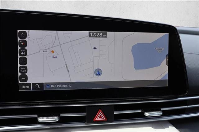 Certified 2026 Hyundai Elantra Limited FWD image 17