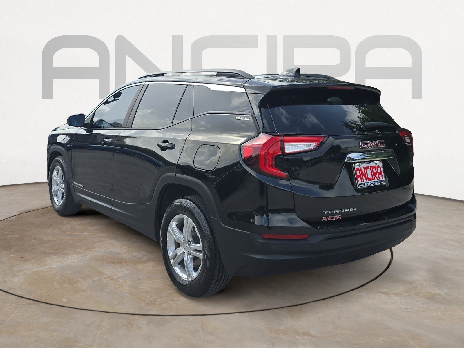 Used 2022 GMC Terrain SLE w/ Driver Convenience Package FWD image 8