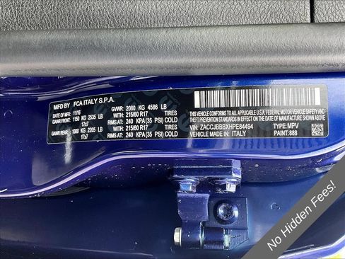 Used 2017 Jeep Renegade Latitude AWD/4WD image 30