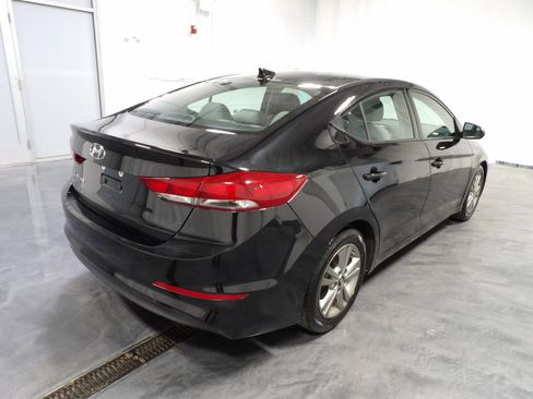 Used 2018 Hyundai Elantra SEL FWD image 4