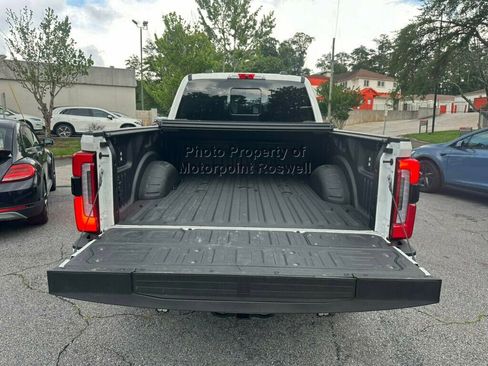 Used 2025 Ford F350 Platinum AWD/4WD image 12