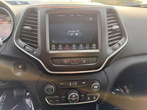 Used 2022 Jeep Compass High Altitude AWD/4WD image 30