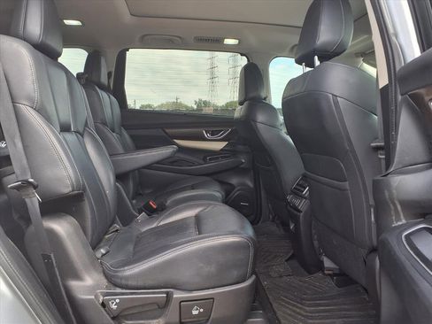 Used 2022 Subaru Ascent Touring image 8