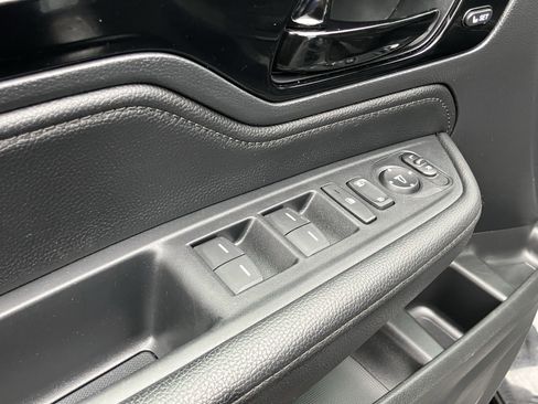 Certified 2024 Honda Odyssey Touring image 15