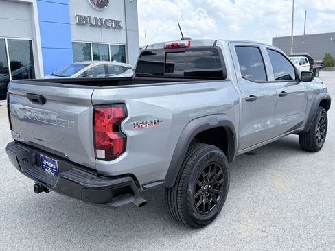 Used 2023 Chevrolet Colorado Trail Boss w/ Advanced Trailering Package AWD/4WD image 6