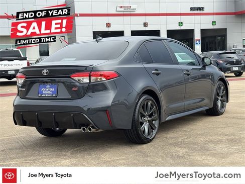 Used 2025 Toyota Corolla SE image 5