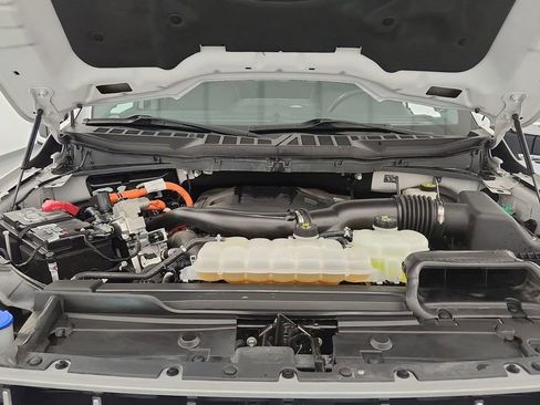 Used 2021 Ford F150 Lariat image 31