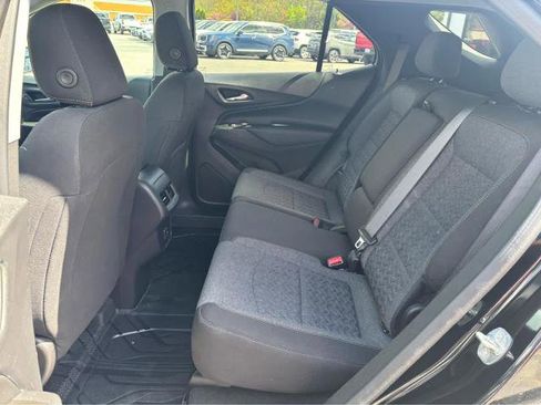 Used 2023 Chevrolet Equinox LT AWD/4WD image 24