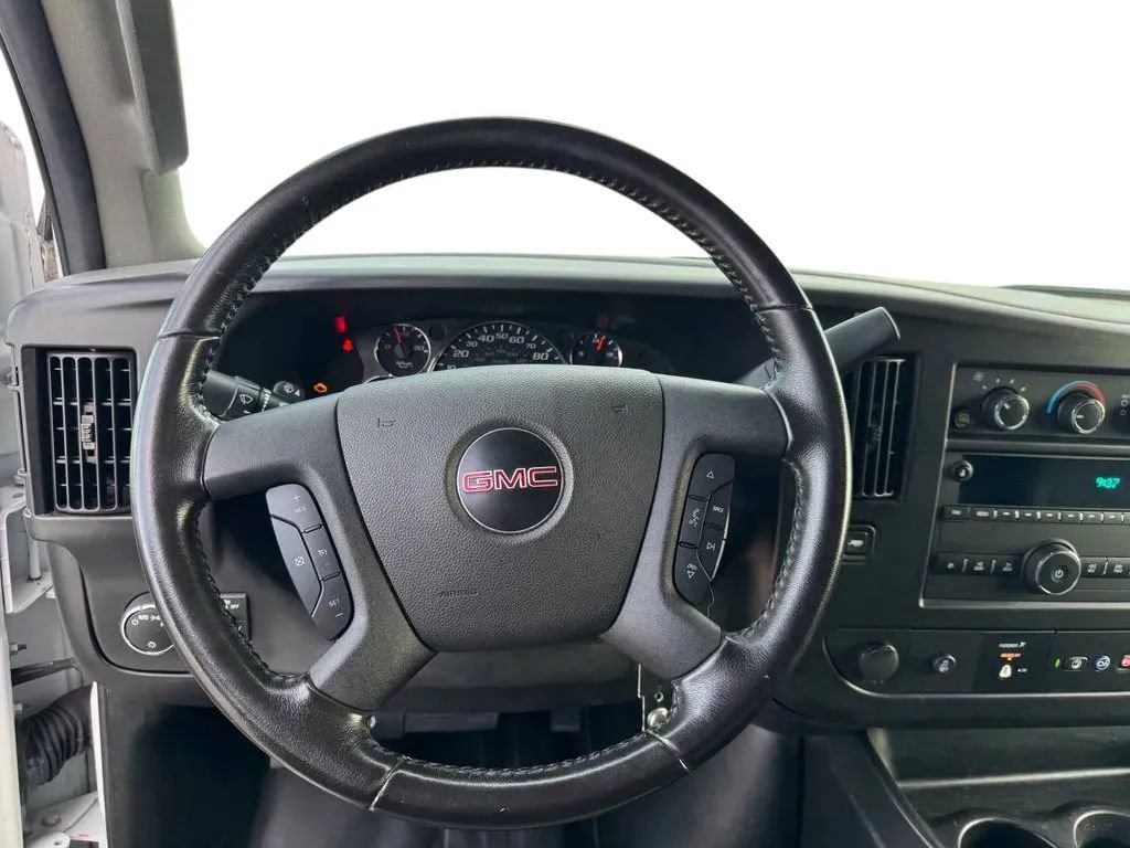 Used 2020 GMC Savana 3500 Extended w/ Driver Convenience Package RWD image 20