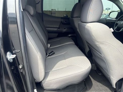 Used 2022 Toyota Tacoma SR AWD/4WD image 24