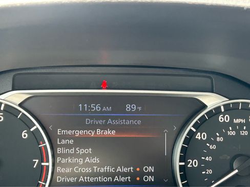 Used 2025 Nissan Altima 2.5 SV FWD image 26