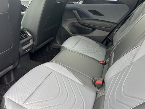 New 2026 Volkswagen Tiguan SE image 11