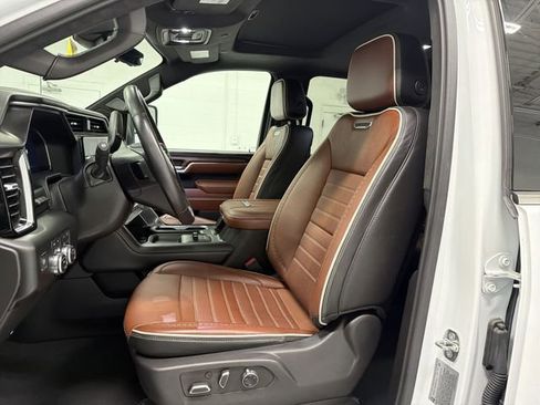 Used 2024 GMC Sierra 3500 Denali Ultimate image 20