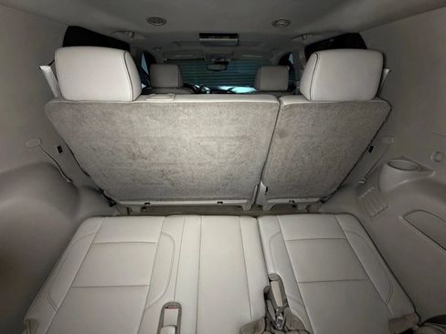 Used 2015 GMC Yukon Denali w/ Premium Package RWD image 15