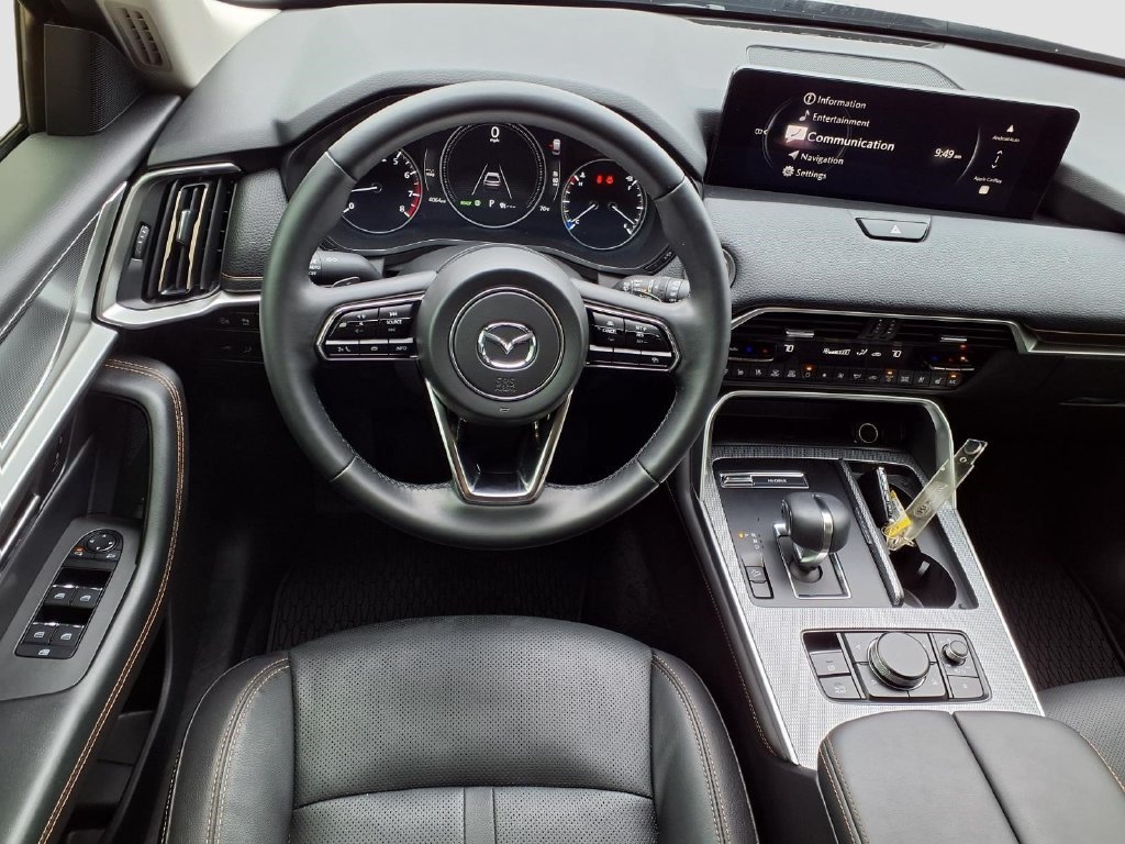 Used 2026 MAZDA CX-70 3.3 Turbo w/ Preferred Package AWD/4WD image 9