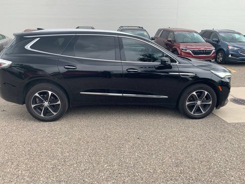 Used 2022 Buick Enclave Essence w/ Experience Buick Package AWD/4WD image 3