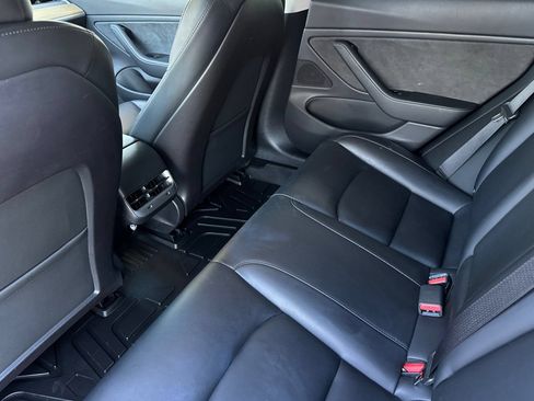 Used 2019 Tesla Model 3 RWD image 13