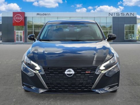 New 2026 Nissan Altima 2.5 SR FWD image 4