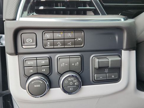 New 2026 Chevrolet Tahoe Premier AWD/4WD image 15