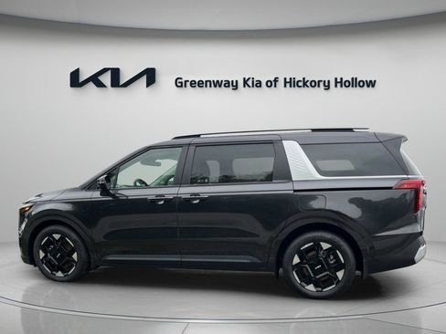 New 2026 Kia Carnival EX FWD image 4