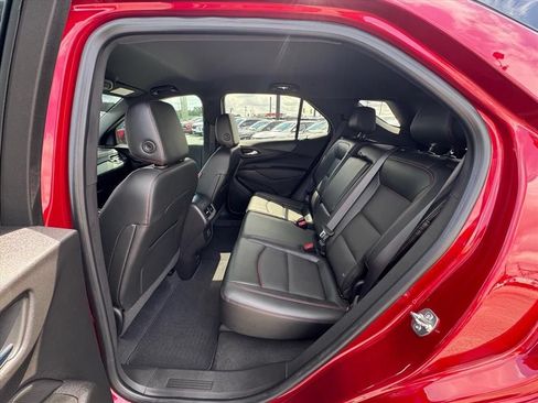 Used 2024 Chevrolet Equinox RS w/ RS Leather Package FWD image 12