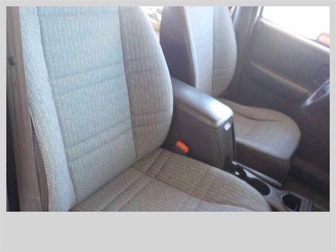 Used 2000 Jeep Cherokee Sport image 27