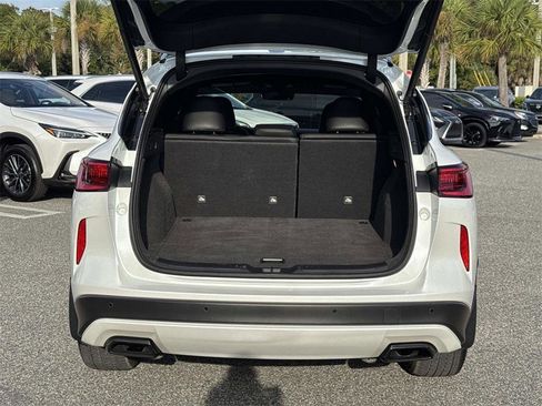 Used 2024 INFINITI QX50 Sport image 11