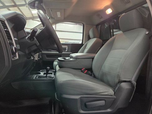 Used 2018 RAM 2500 Tradesman w/ Snow Chief Group image 10