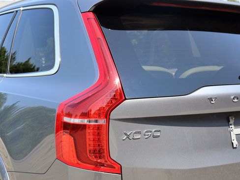Used 2017 Volvo XC90 T6 Inscription w/ Vision Package AWD/4WD image 38