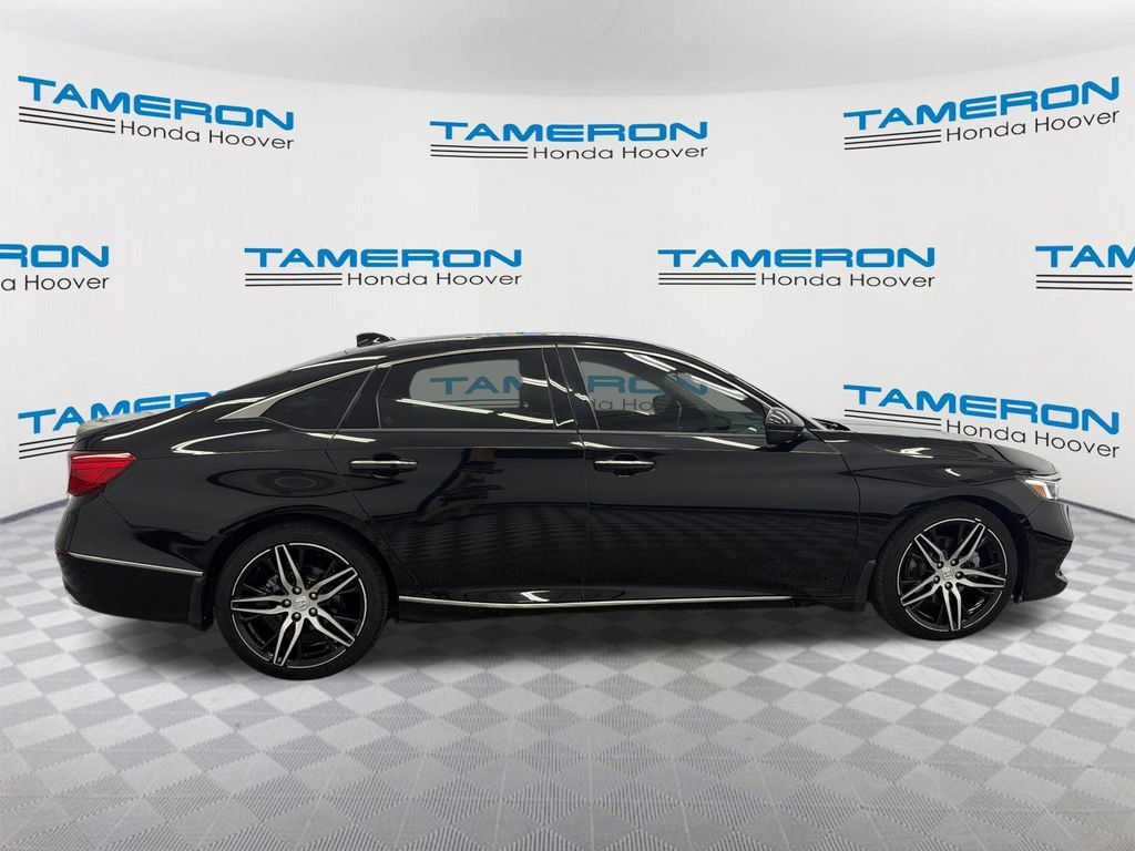 Used 2022 Honda Accord Touring image 6