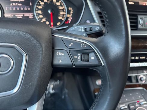 Used 2018 Audi Q5 2.0T Premium AWD/4WD image 26