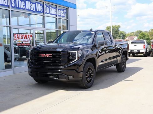New 2026 GMC Sierra 1500 Elevation image 6