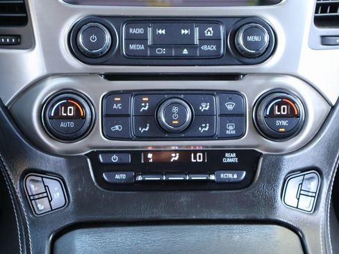 Used 2019 GMC Yukon Denali w/ Denali Ultimate Package image 20