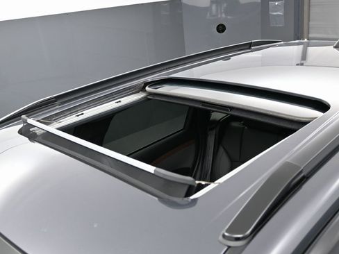 Used 2025 Subaru Forester Sport image 11