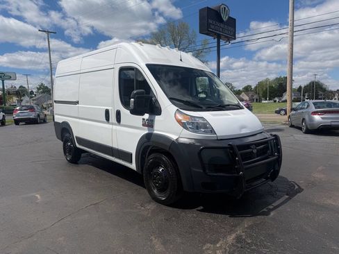 Used 2018 RAM ProMaster 1500 w/ Interior Convenience Group FWD image 5