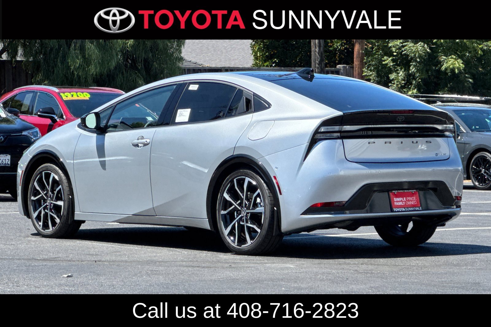 Used 2026 Toyota Prius Plug-In Hybrid w/ Limited Premium Package FWD image 4