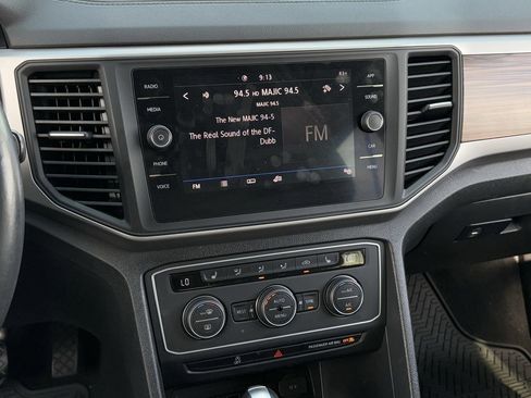 Used 2021 Volkswagen Atlas SE FWD image 20